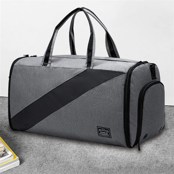 Compact Foldable Suit Carrier – Stylish & Protective