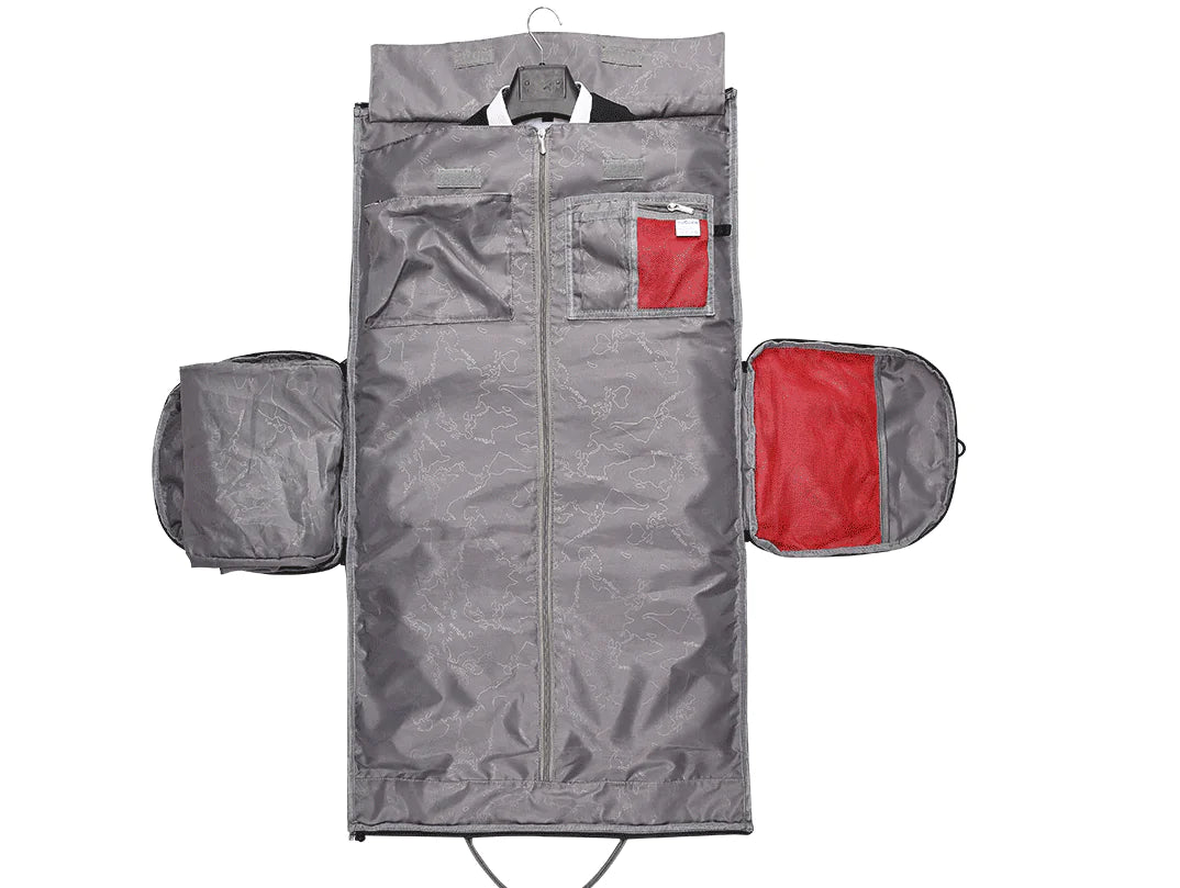 Compact Foldable Suit Carrier – Stylish & Protective